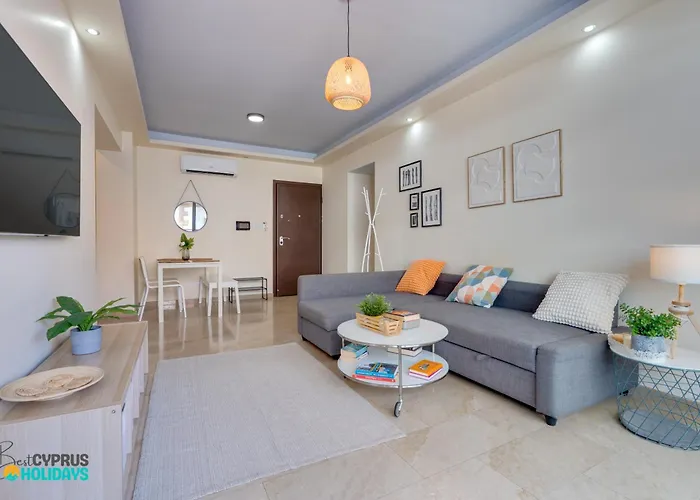 Dios Ponte 102 Beachfront דירה לרנקה