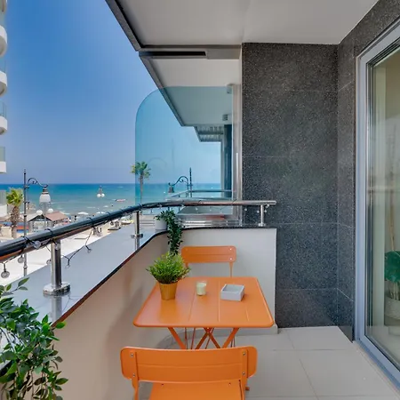 Daire Dios Ponte 102 Beachfront Larnaca